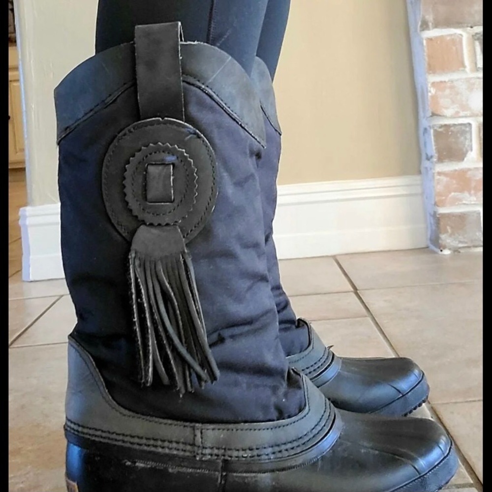 RARE Vintage Sorel western slip on boots Canada